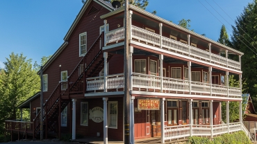 Dutch Flat Hotel