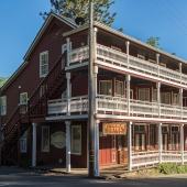 Dutch Flat Hotel